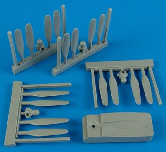 1/72 B24 Propellers w/Jig Tool for ACY