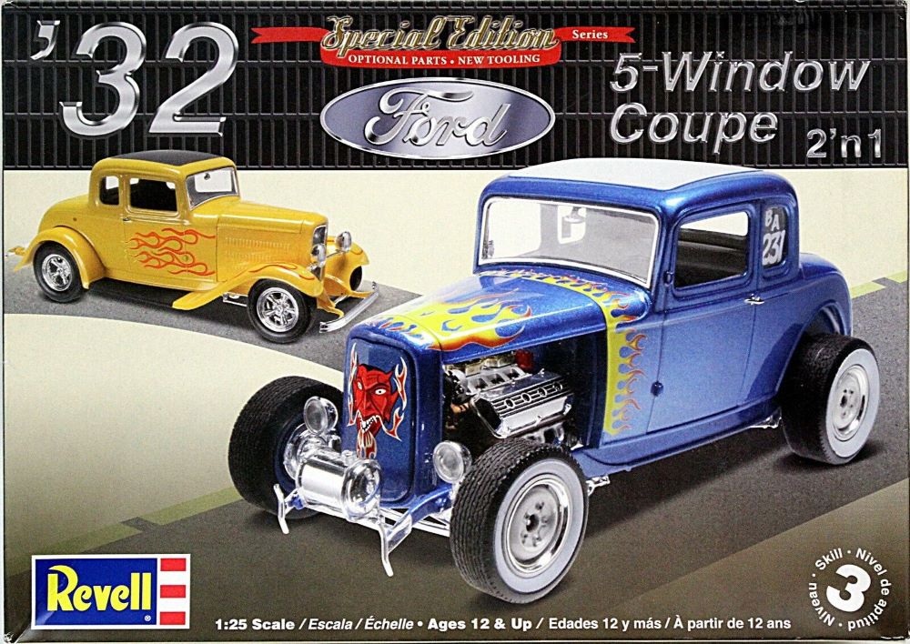 1/25 1932 Ford 5-Window Coupe (2 in 1)
