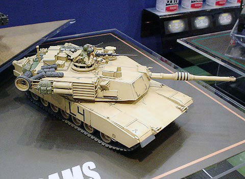 1/35 M1A2 Abrams Tank OIF