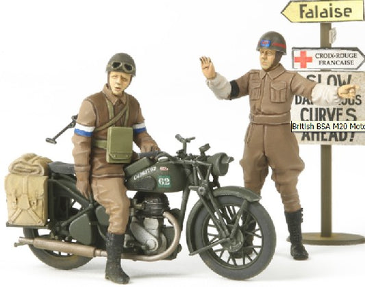 1/35 British BSA M20 Motorcycle w/Rider & MP