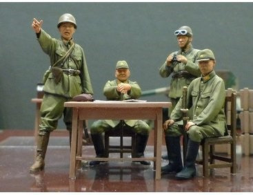 1/35 Japanese Army Officer Set (4)
