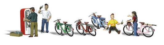 HO Scenic Accents Bicycle Buddies & Soda Machine (9pcs)