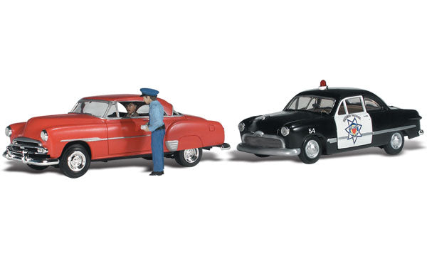 N Autoscene Willie's Warnin 1950's Chevy & Ford Police Car w/Drivers