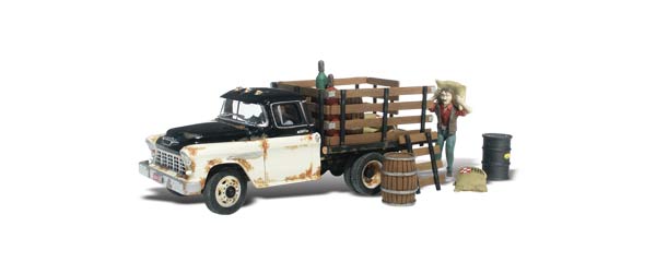 HO Autoscene Henry's Haulin' 1955 Chevy Truck w/Figure