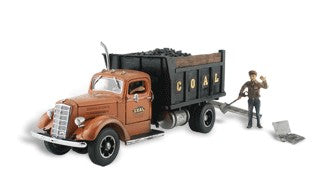 HO Autoscene Lumpy's Coal Company Truck w/Figures