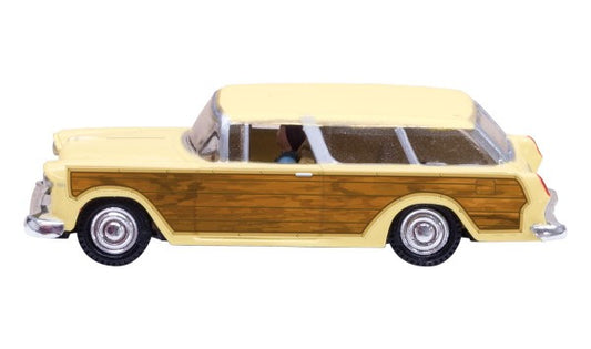 HO Just Plug: Station Wagon Lighted Vehicle